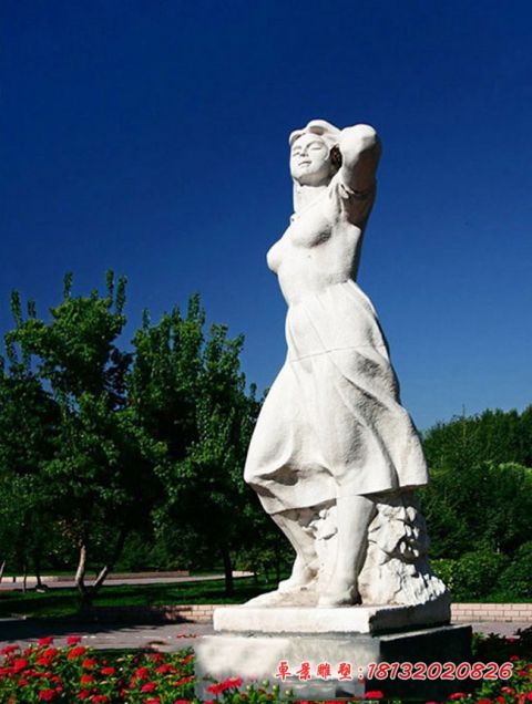 公园人物吹风的女孩石雕