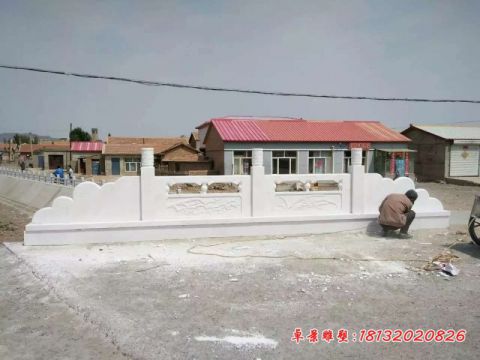 汉白玉梅兰竹菊浮雕石栏板