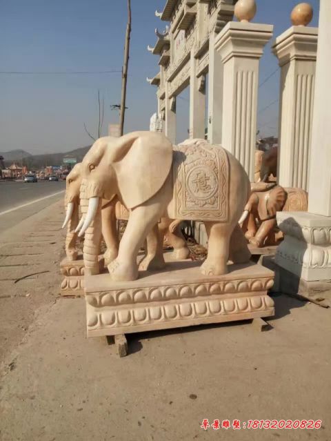 企业门前晚霞红吉祥大象石雕