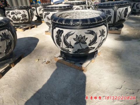 青石仿古连年有余浮雕石水缸