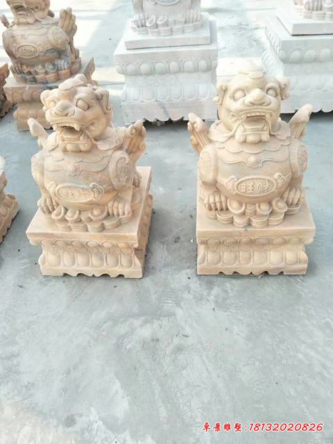 门前晚霞红旺财石雕貔貅