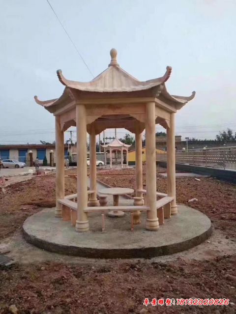 公园晚霞红石凉亭