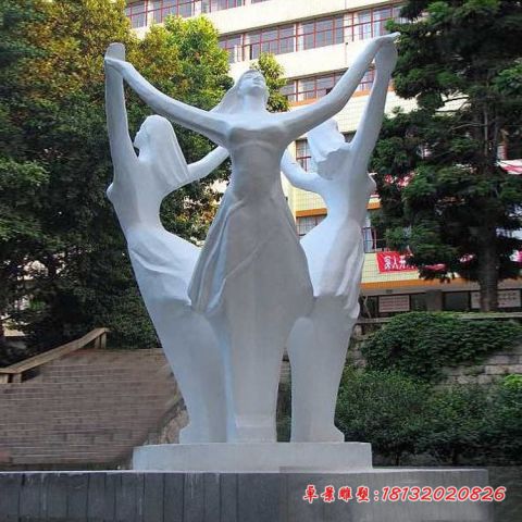 校园汉白玉牵手女孩石雕