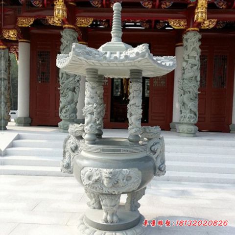 寺庙龙浮雕石香炉