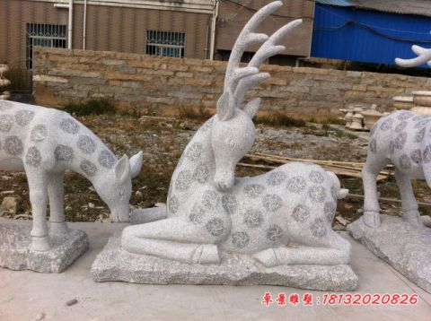 景区大理石梅花鹿石雕