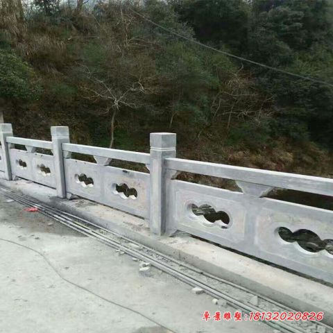 景区青石栏板石雕