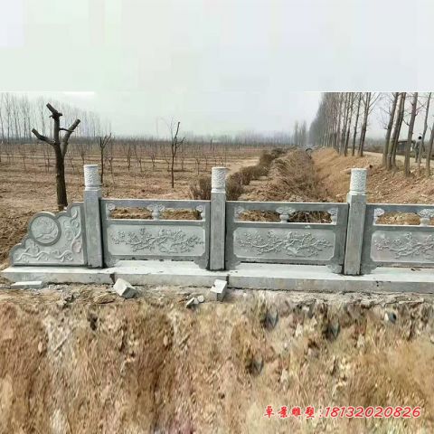 青石梅花喜鹊浮雕石栏板