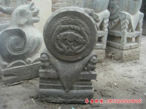 仿古双龙戏珠浮雕石门墩