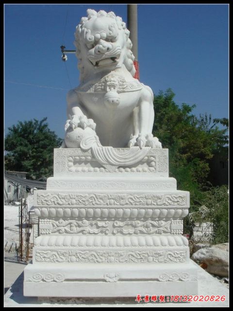 门前汉白玉踩球北京狮石雕