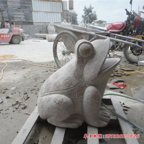 小区大理石青蛙喷水石雕