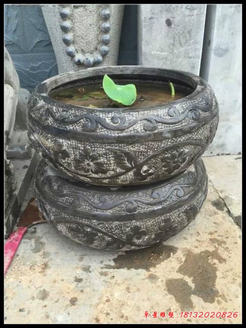 青石仿古梅花浮雕石水缸