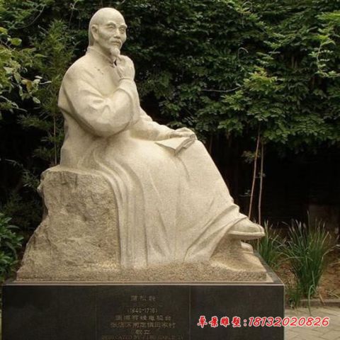 景区古代名人蒲松龄石雕