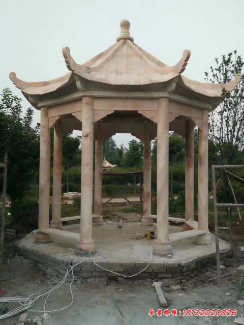 园林晚霞红八角石凉亭