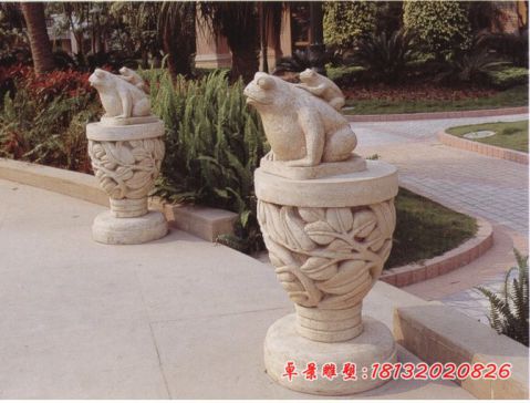 小区动物青蛙石雕