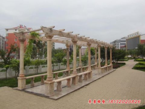 晚霞红长廊公园石雕