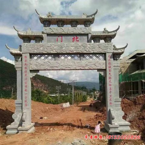 村口青石仿古单门牌坊石雕