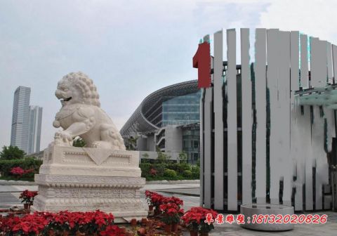 企业汉白玉坐式石狮子