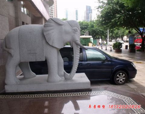门前动物大理石大象