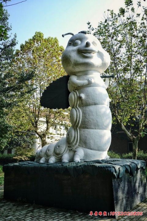 公园动物卡通蚕石雕