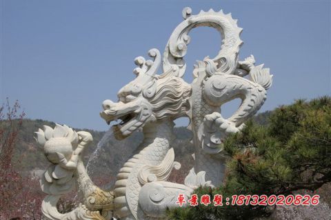 公园古代神兽龙戏珠石雕