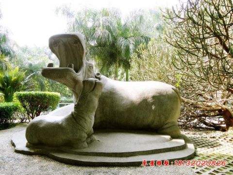 公园动物河马母子石雕