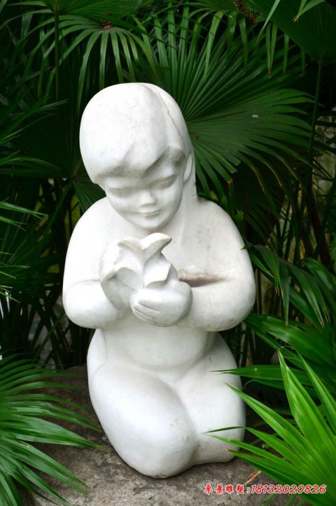 公园人物抽象小女孩石雕