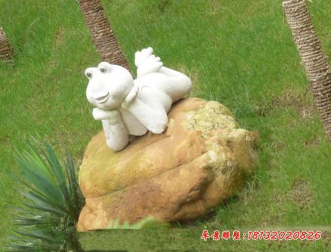 公园动物卡通青蛙石雕