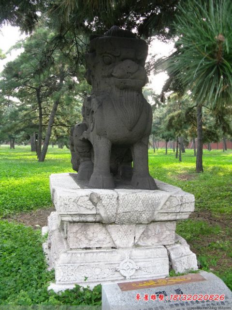 古代神兽獬豸石雕