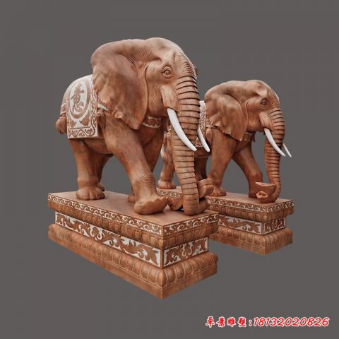 酒店门前晚霞红石头大象