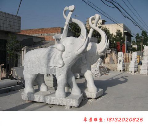 鼻卷如意石雕大象