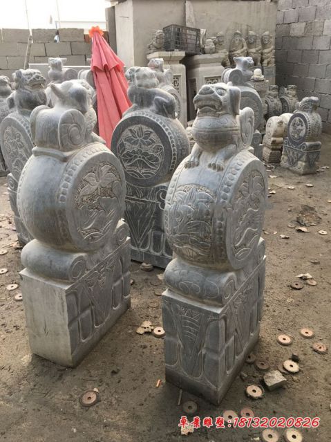 青石仿古门前貔貅门墩