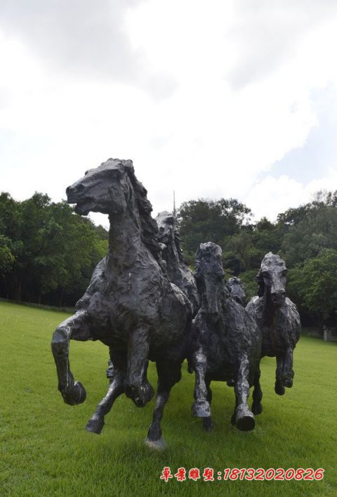 公园动物抽象奔马石雕