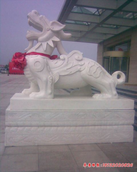 企业门前汉白玉貔貅石雕