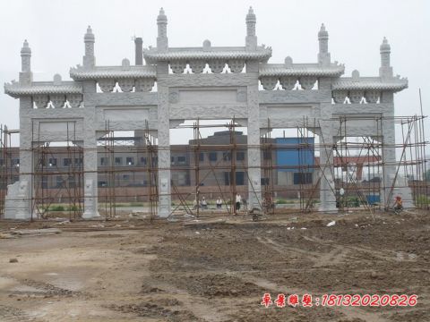 汉白玉五门冲天石牌坊