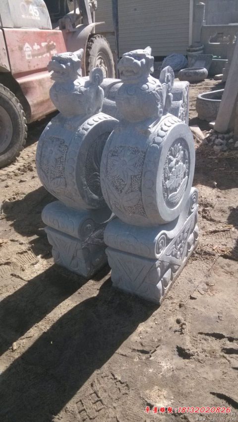 仿古荷花浮雕门墩