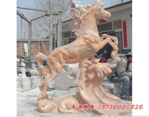 晚霞红踏浪奔马石雕