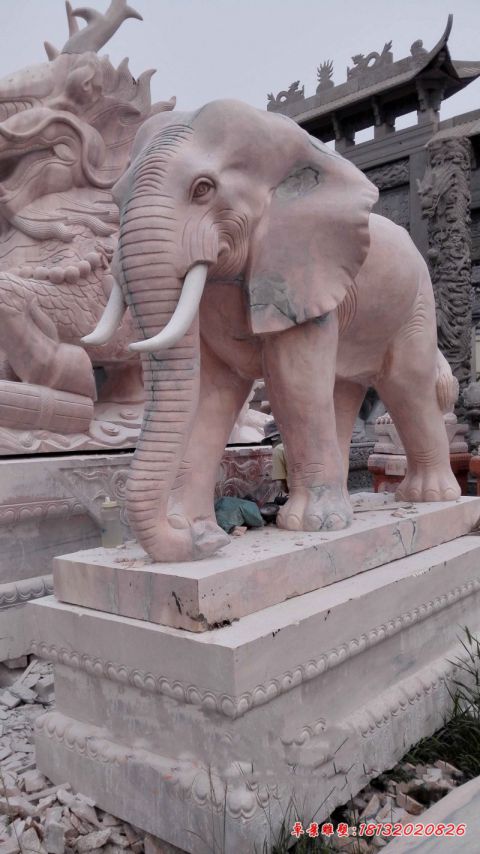 门前晚霞红镇宅招财大象石雕