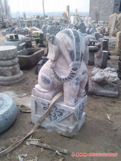 青石仿古大象动物石雕