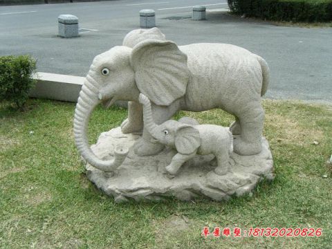 公园动物石雕母子象