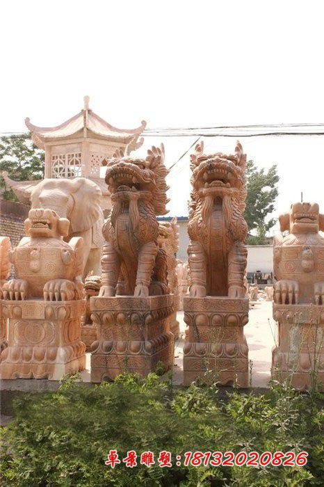 门前坐式石麒麟