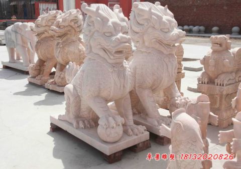 镇宅神兽晚霞红麒麟石雕