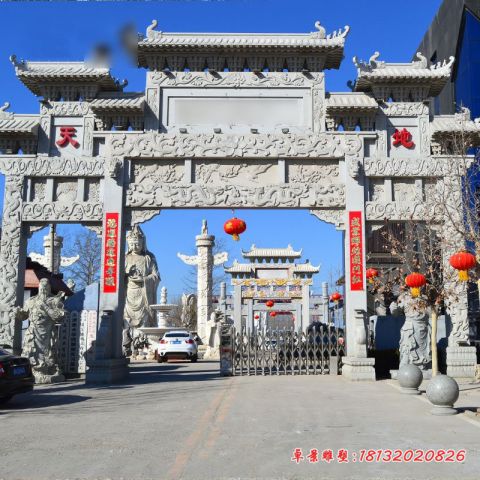 企业三门石雕牌坊