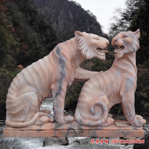 公园动物晚霞红老虎