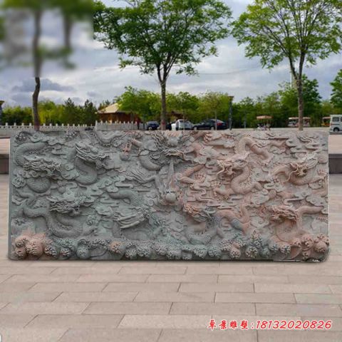 广场龙石浮雕