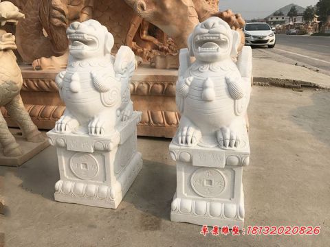 门口汉白玉招财貔貅雕塑