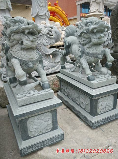 门前镇宅神兽石雕麒麟