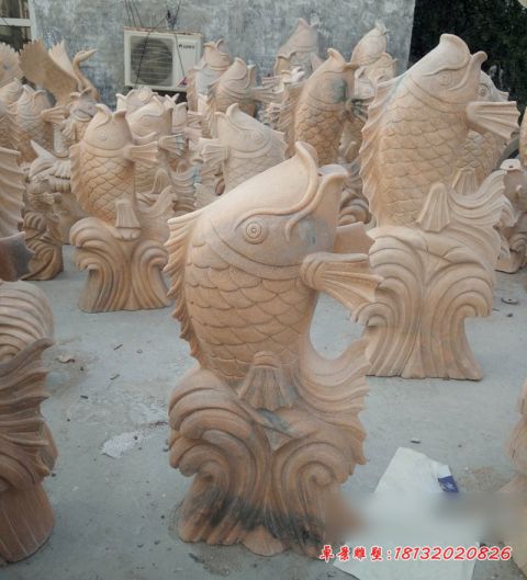 公园动物晚霞红喷水鱼雕塑