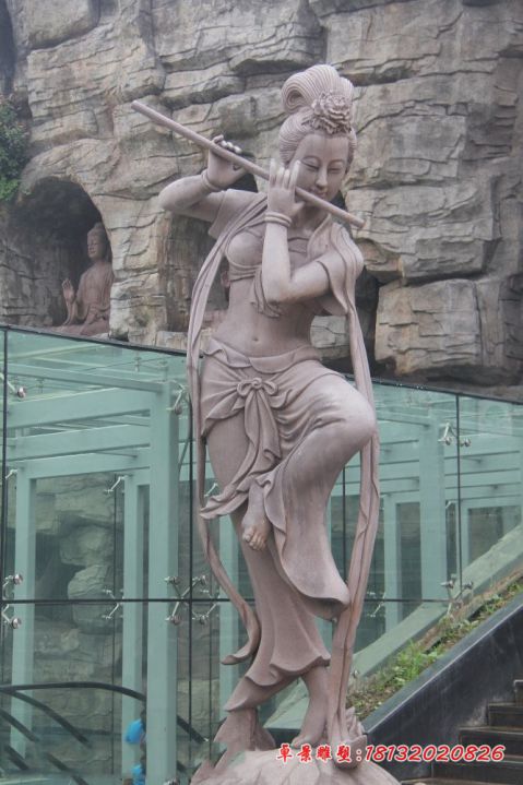 景区敦煌飞天人物石雕