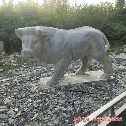 公园青石动物石雕牛
