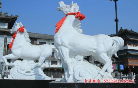 广场动物汉白玉石雕马